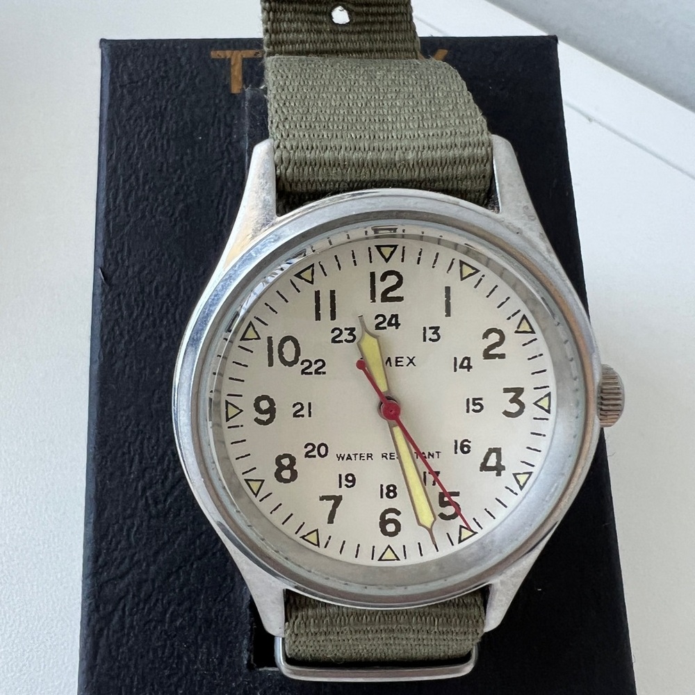 Men's Olive Green Military Style Watch